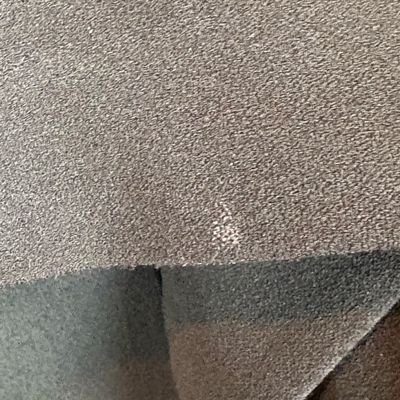 Tommy Hilfiger Black Long Sleeve V-Neck Jumpsuit with Chain Detail; Size 2 - Picture 13 of 13